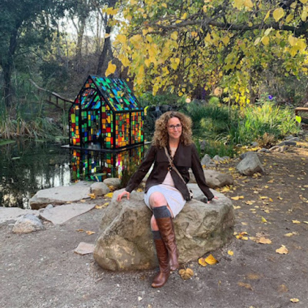 Meet your Posher, Lori